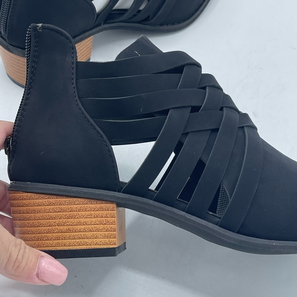 BRAND NEW MESH SHOES WITH ZIPPER IN BACK - Picture 10 of 14